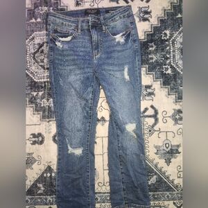 Judy Blue Ankle Cropped Distressed Blue Jeans